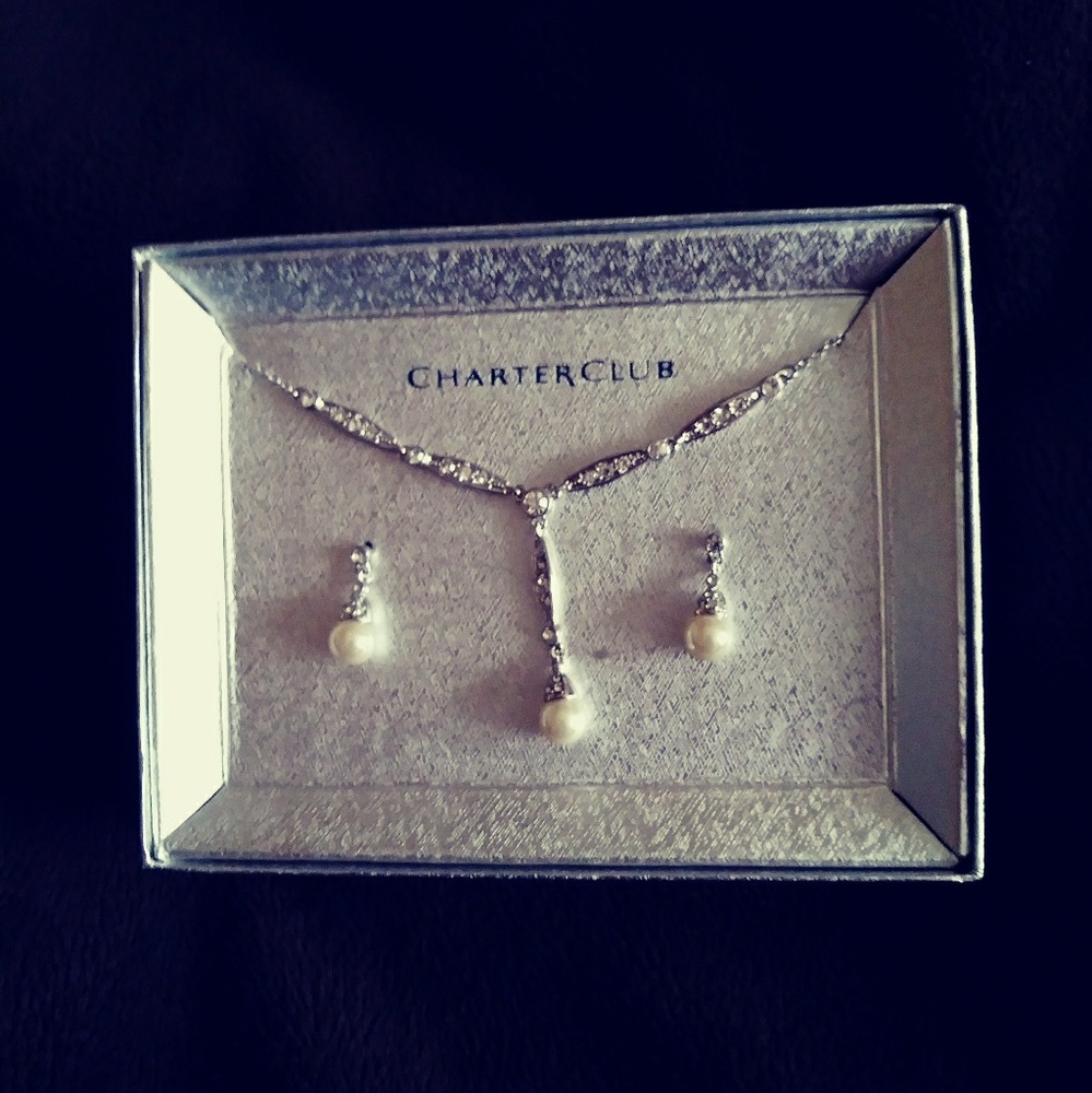 Pearl n Rhinestone Necklaces and Earring set